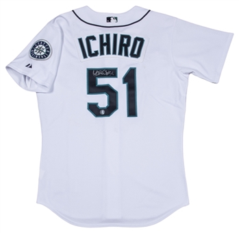 2005 Ichiro Suzuki Game Used and Signed Seattle Mariners White Home Jersey (Ichiro LOA)